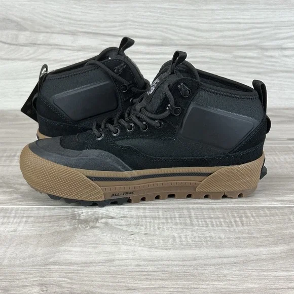 Vans MTE Half Cab GORE-TEX Insulated Shoe Black Gum Size Mens 6.5 / Women's 8